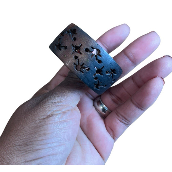 Vintage Wooden Napkin Holder Rings Set of 6 with Dye Cut Pattern Boho Cottage - Picture 6 of 7